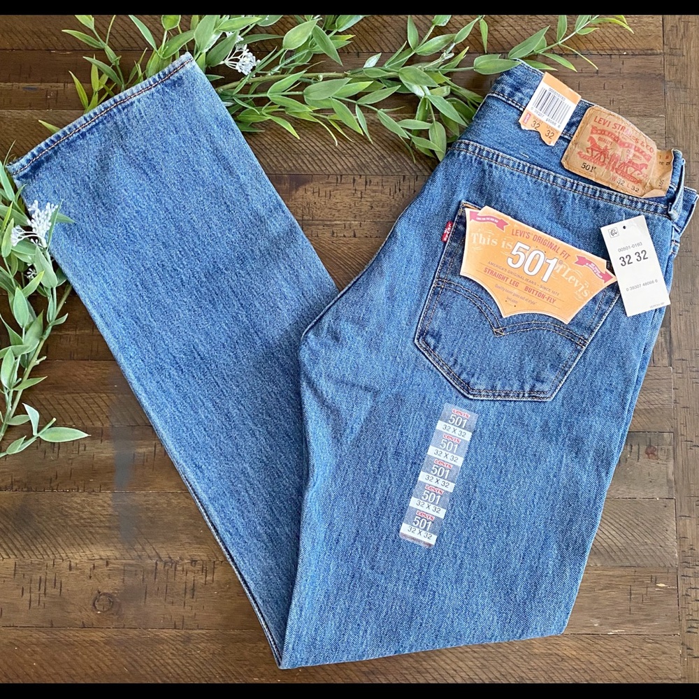 Vintage 501 Levi Straight Leg Jeans